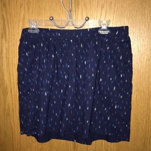 Blue skirt with pockets